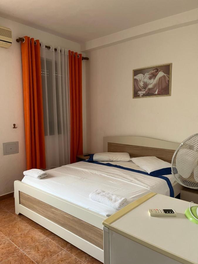 Hotel Bolonja Shëngjin Zewnętrze zdjęcie