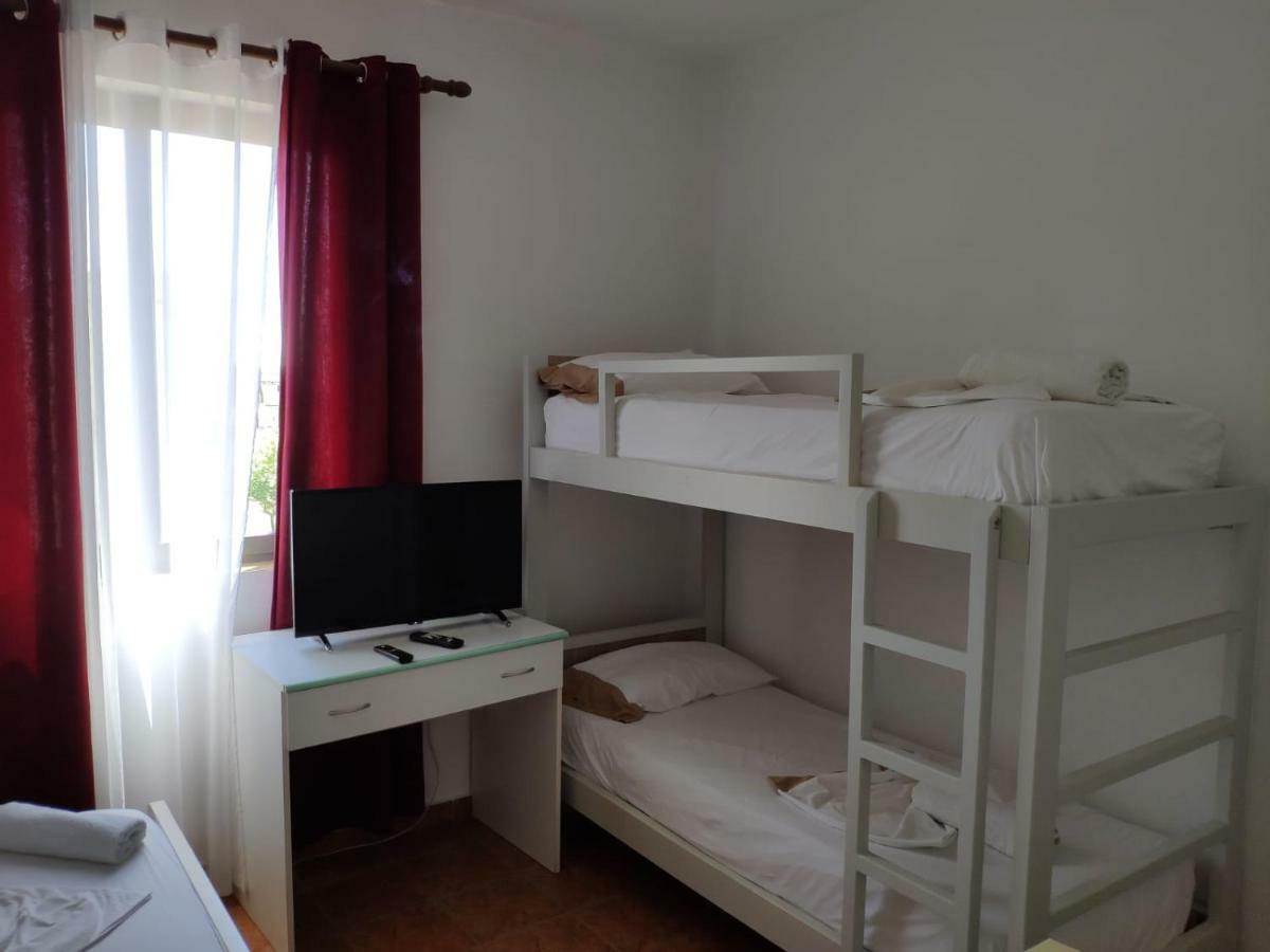 Hotel Bolonja Shëngjin Zewnętrze zdjęcie