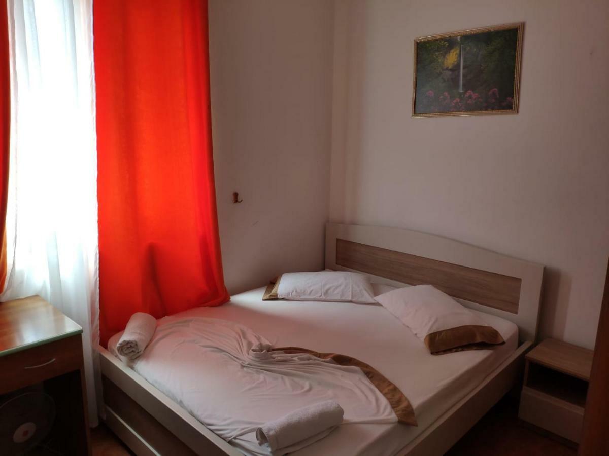 Hotel Bolonja Shëngjin Zewnętrze zdjęcie